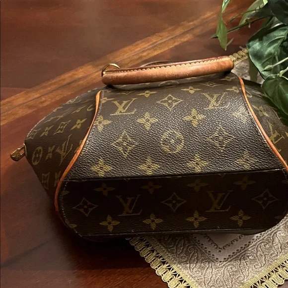 Louis Vuitton Dark Brown Monogram Shoulder Bag - Picture 5 of 6